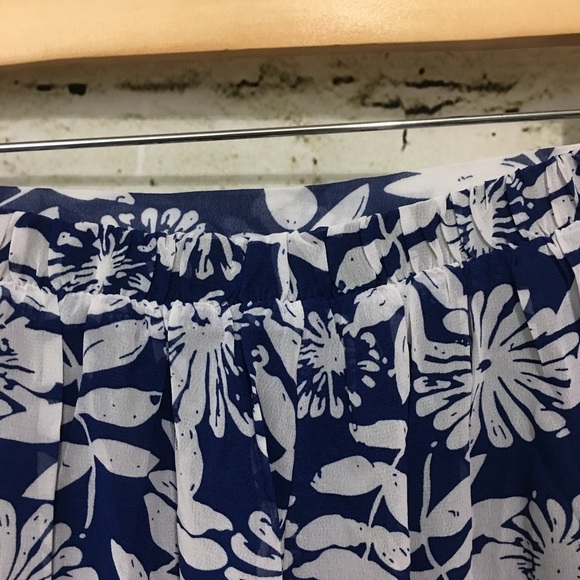 Sans Souci Blue Floral Sheer Wide Leg Pants - Picture 4 of 5